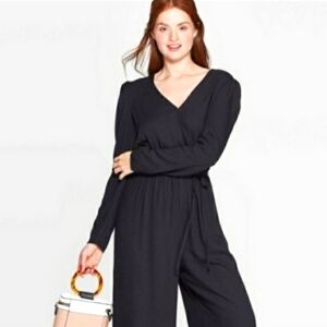 Black long sleeve pants jumper NWT